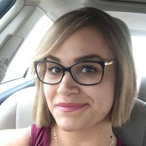 Meet your Posher, Monica